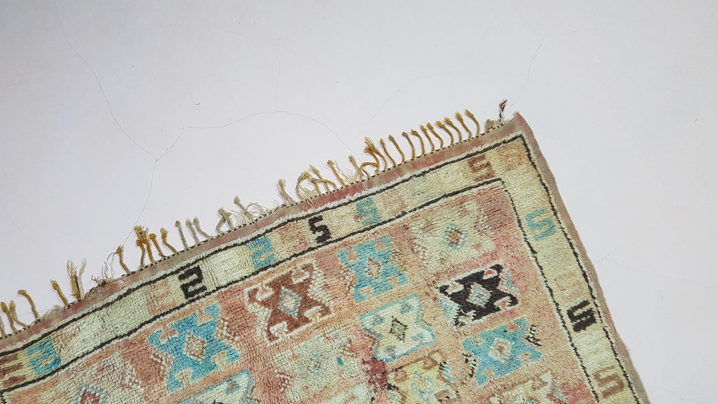 Vintage Boujaad rug, 290 x 130 cm || 9.51 x 4.27 feet