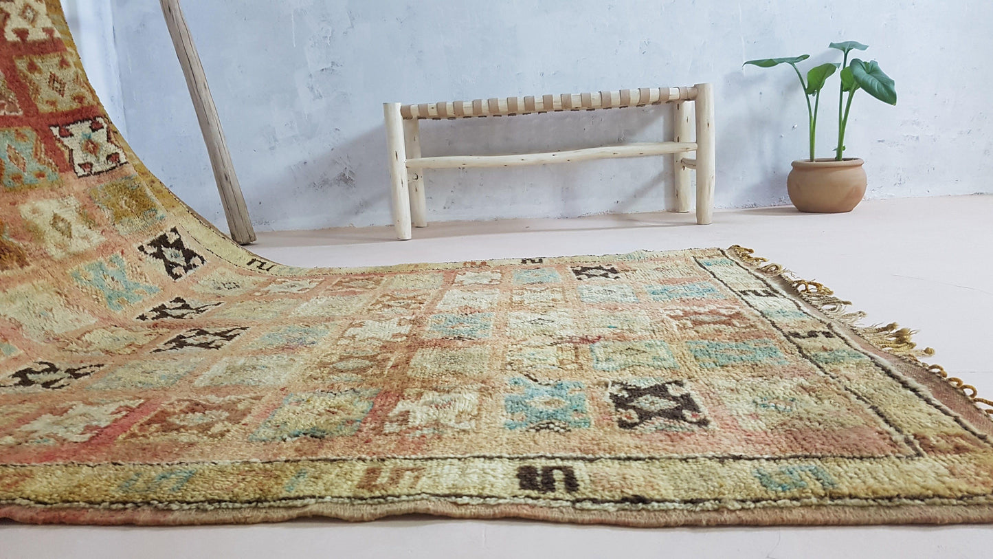 Vintage Boujaad rug, 290 x 130 cm || 9.51 x 4.27 feet