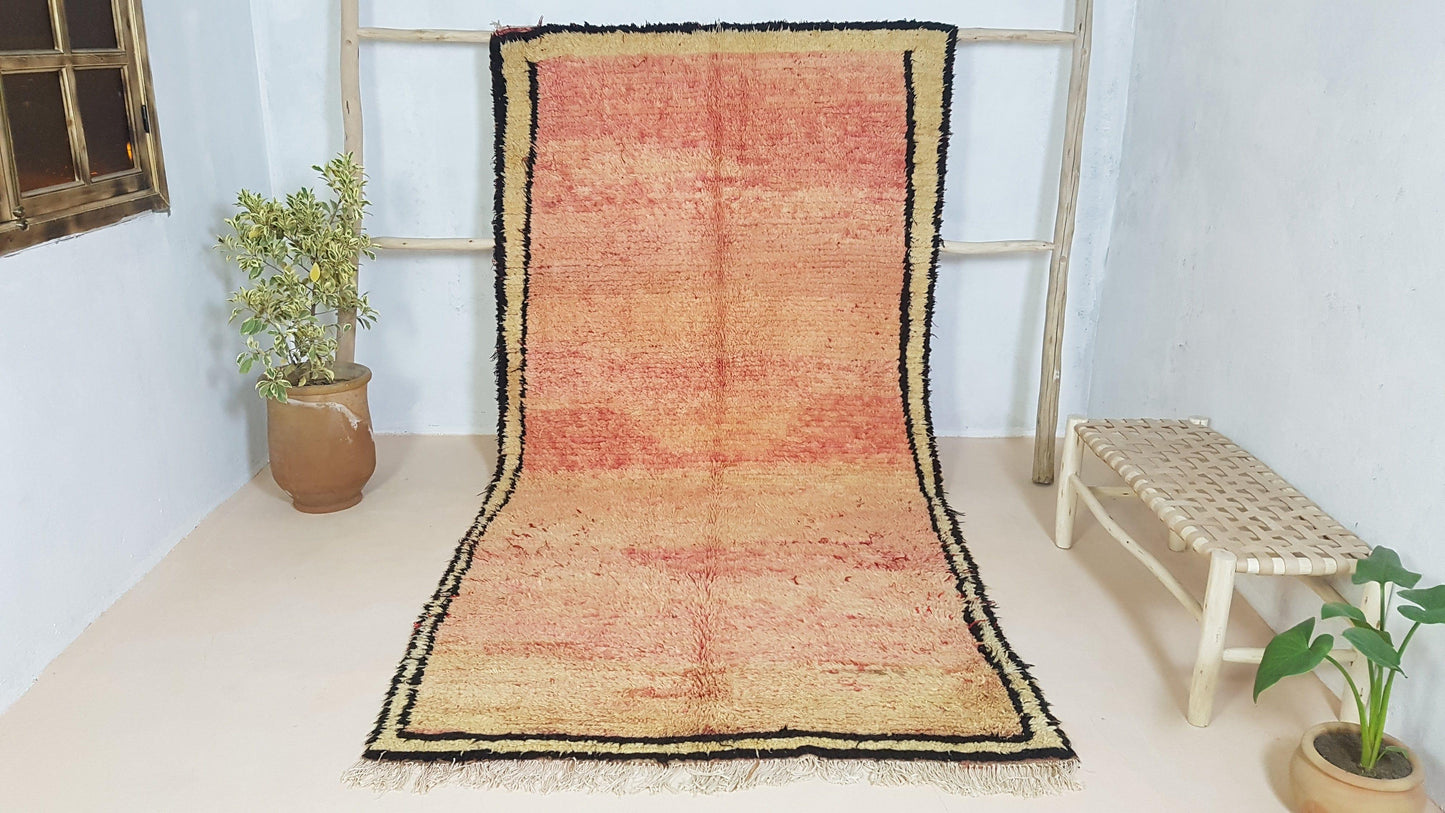 Vintage Boujaad rug, 325 x 160 cm || 10.66 x 5.25 feet