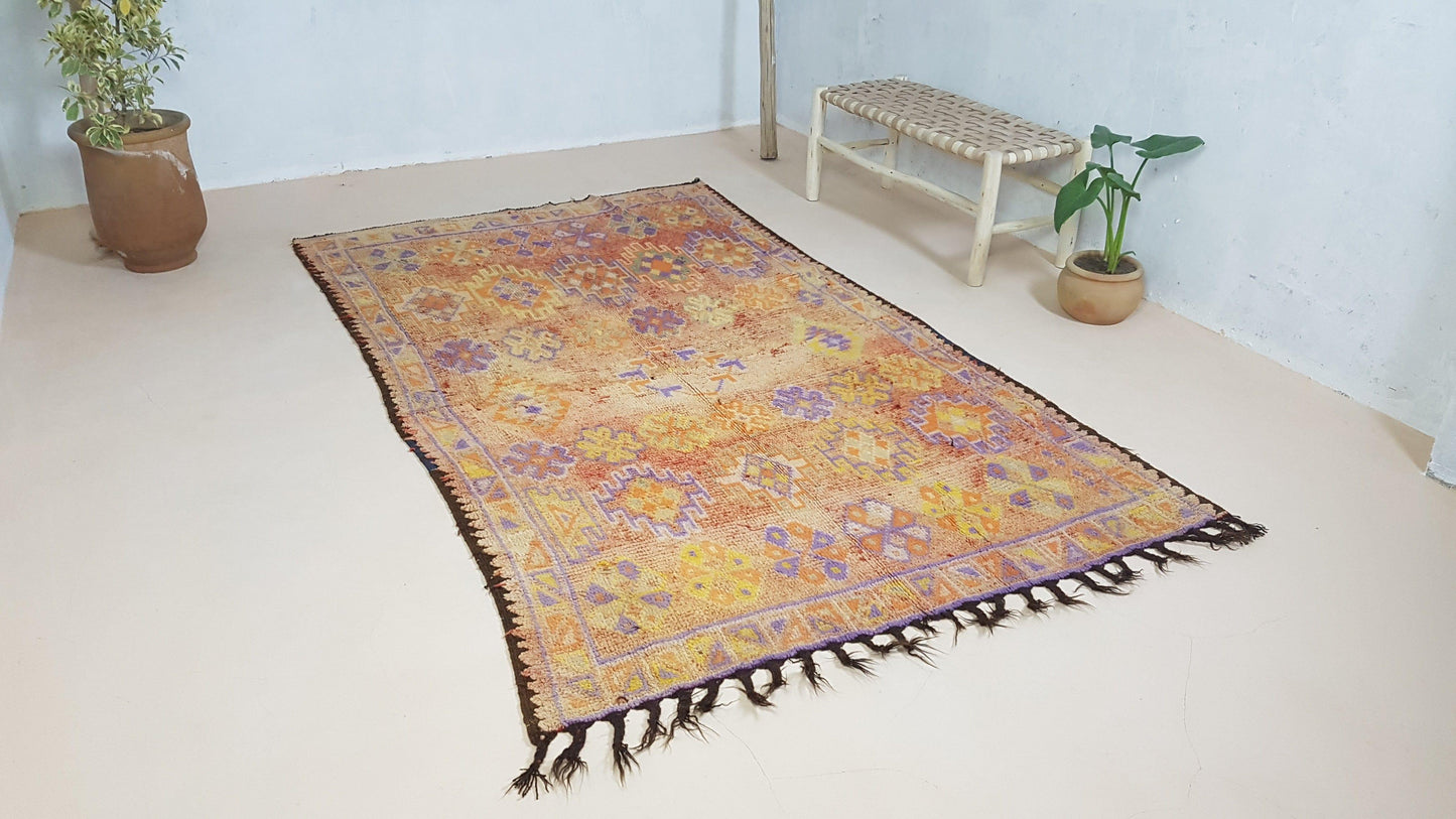 Vintage Boujaad rug, 265 x 155 cm || 8.69 x 5.09 feet