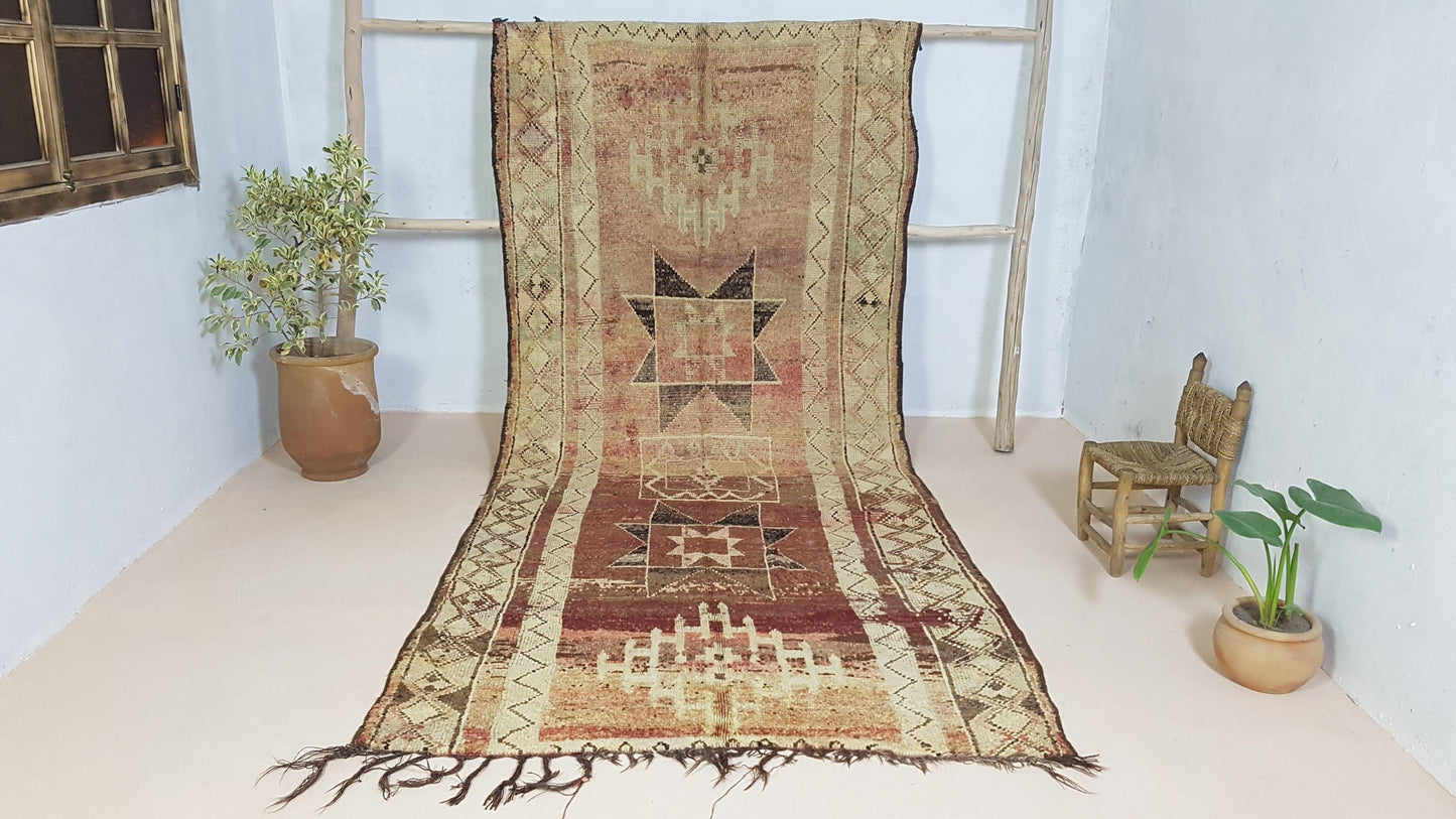 Vintage Boujaad rug, 355 x 155 cm || 11.65 x 5.09 feet