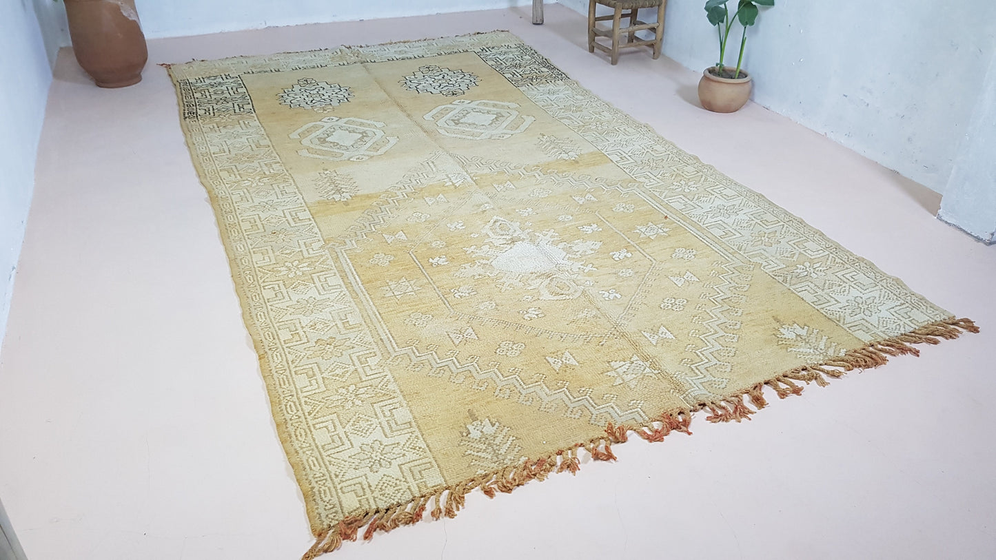 Vintage Boujaad rug, 330 x 190 cm || 10.83 x 6.23 feet