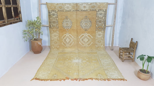 Vintage Boujaad rug, 330 x 190 cm || 10.83 x 6.23 feet