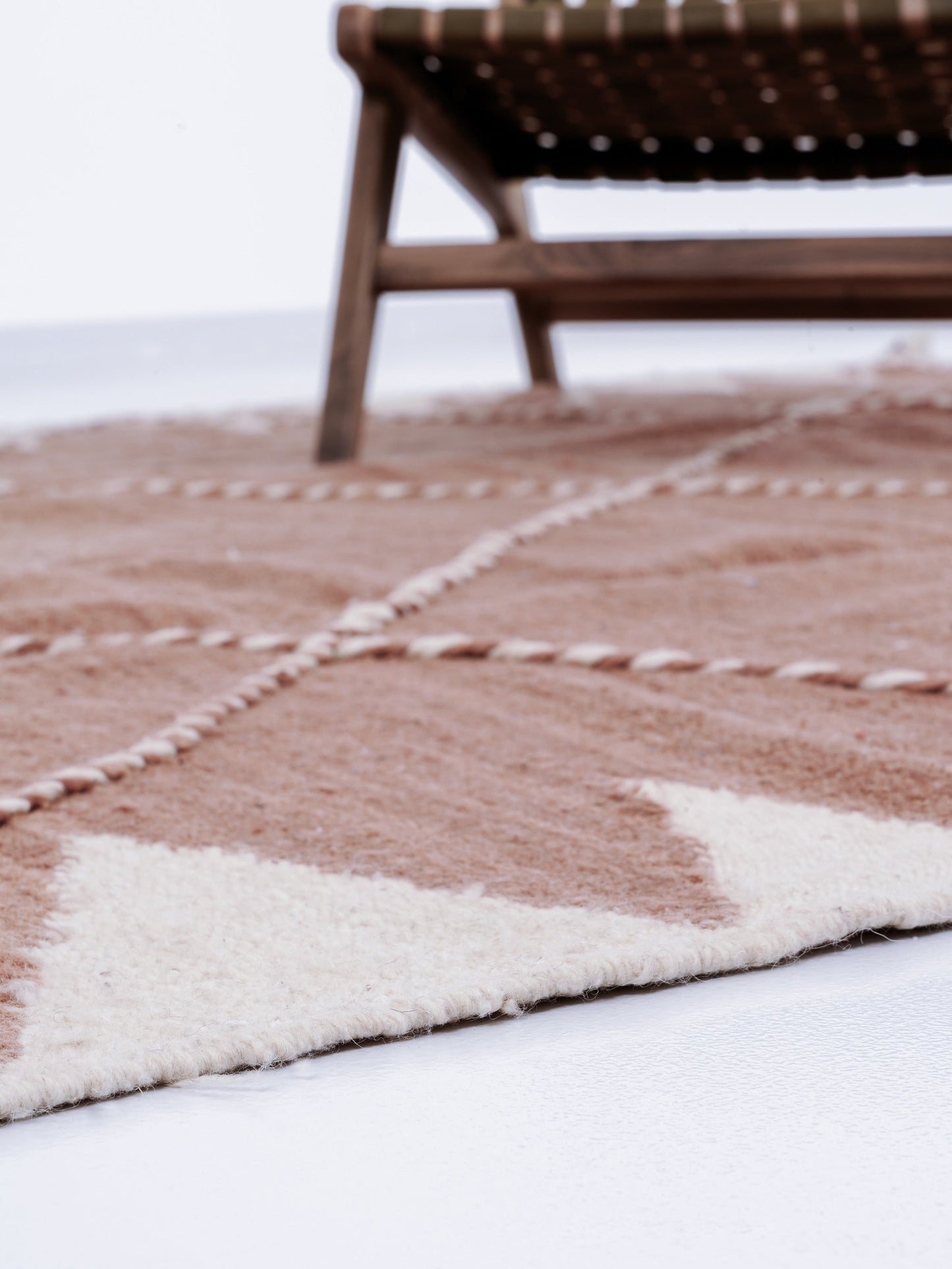 Handmade wool rug -Boho Style - Desert style -  Kilim Zanafi n°2419 - Blush - 290 x 180 cm