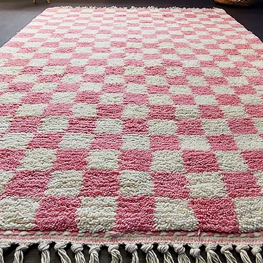 Checkered Wool Rug - Pink & White - handmade - vintage style