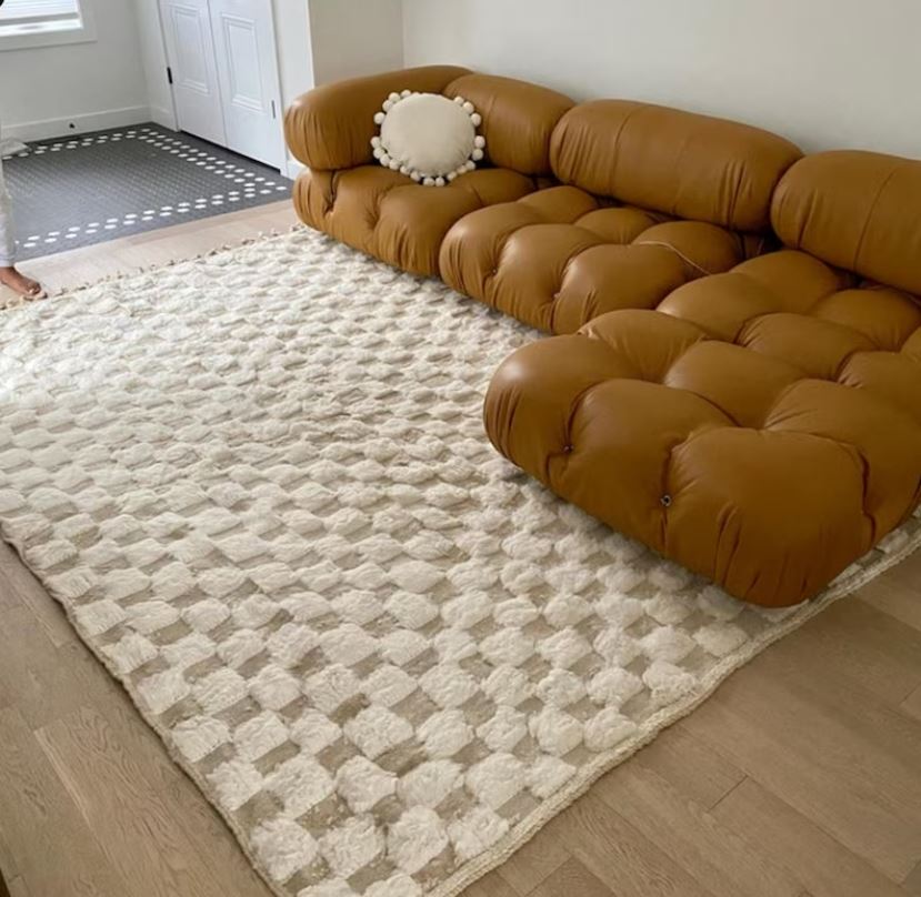 Checkered Wool Rug - Solid White