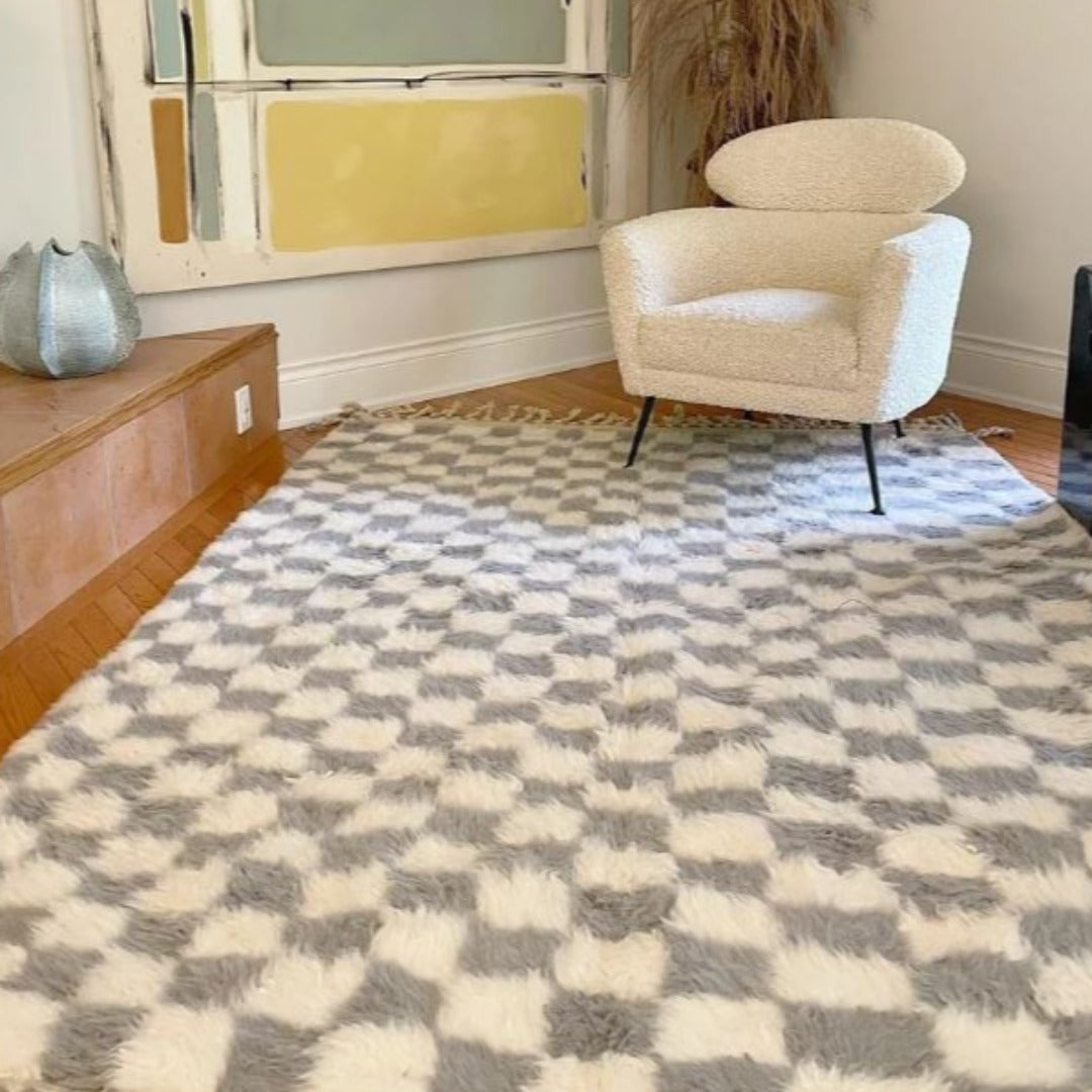 Checkered Wool Rug Handmade - Grey & White - Vintage Style - Design