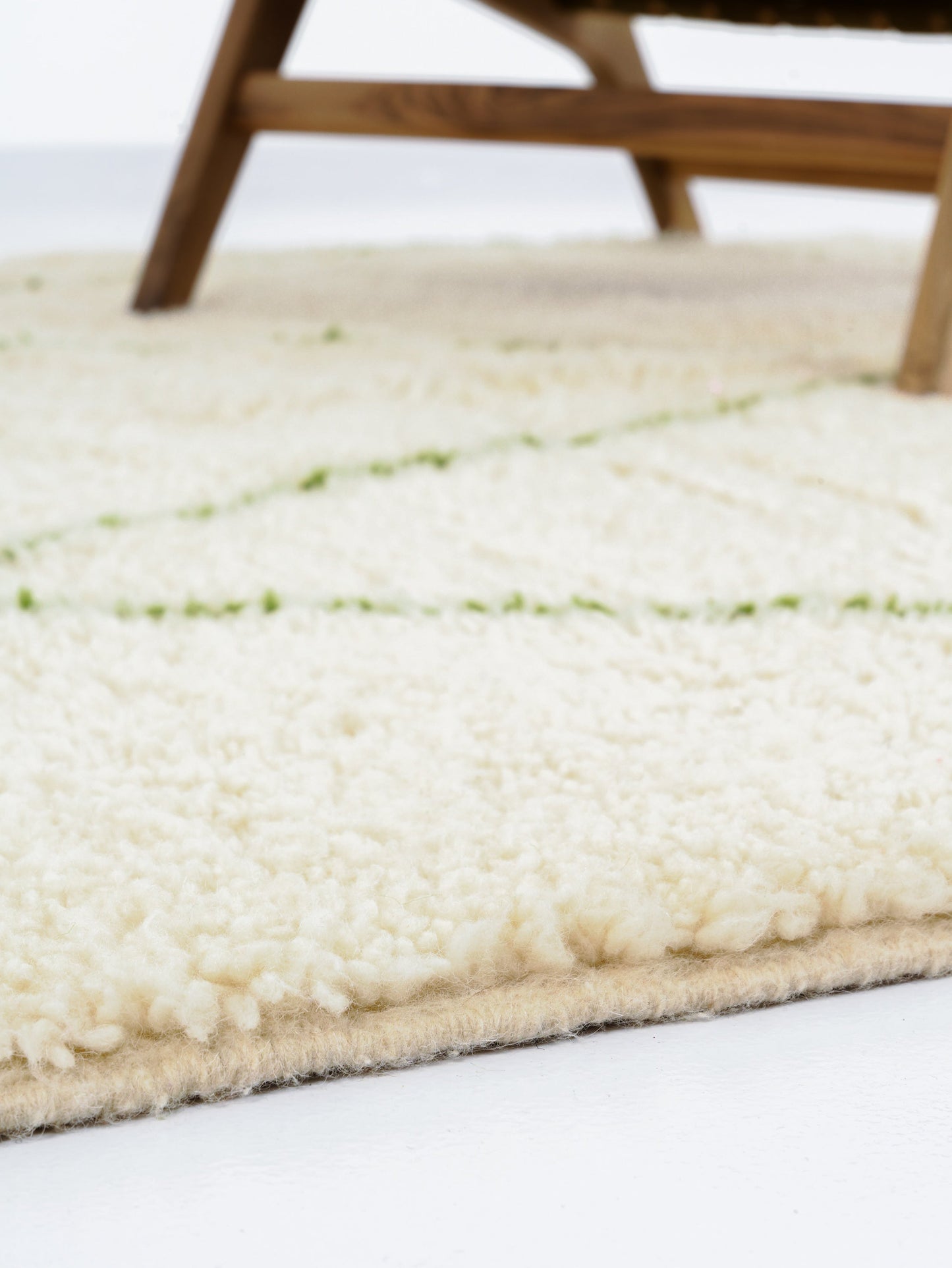 BEN Warain Design- White Black rug- Bamboo Green - Handmade rug- Wool rug - 242 x 160 cm MODEL BW010