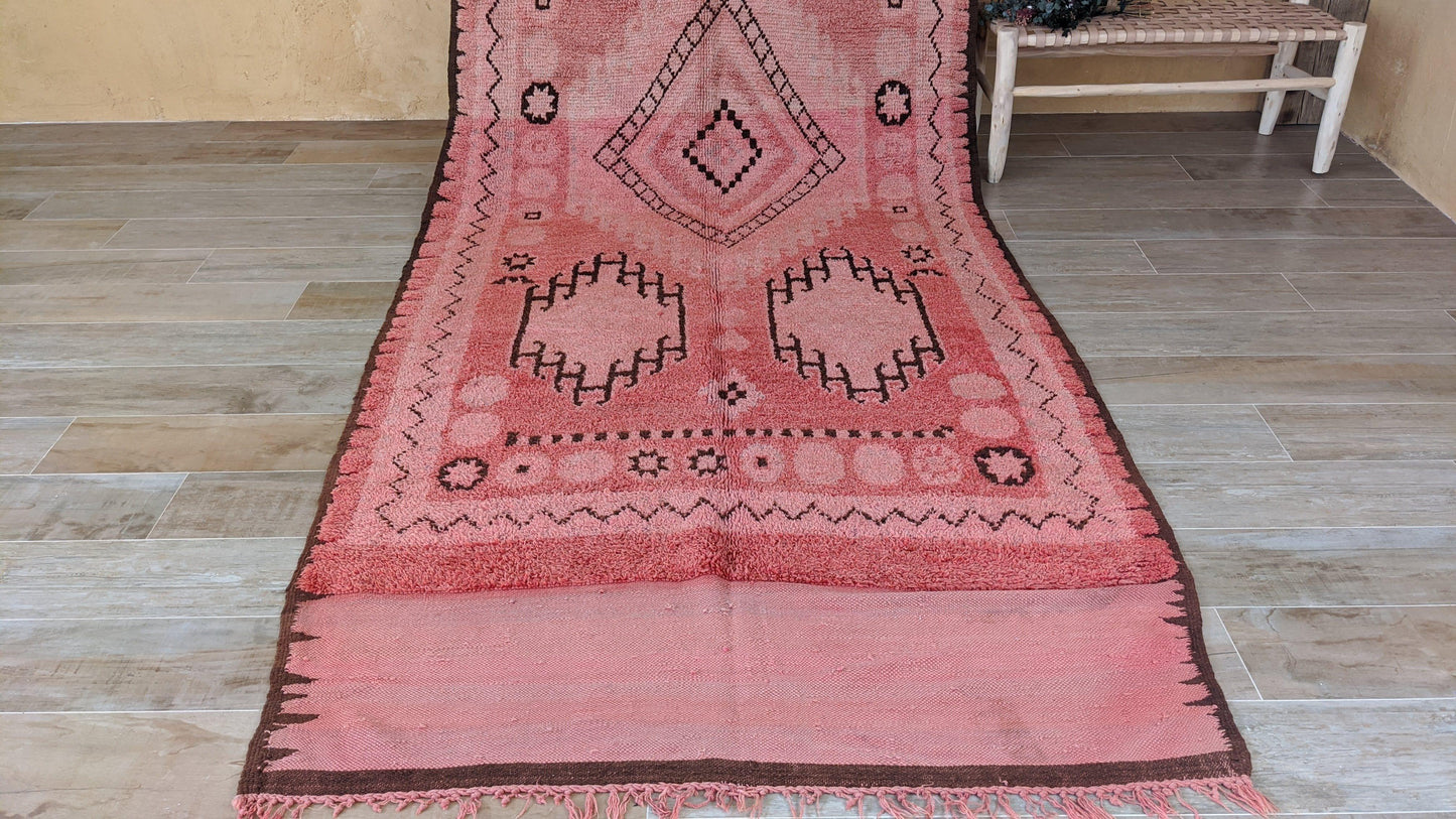 Vintage Boujaad rug, 415 x 155 cm || 13.62 x 5.09 feet