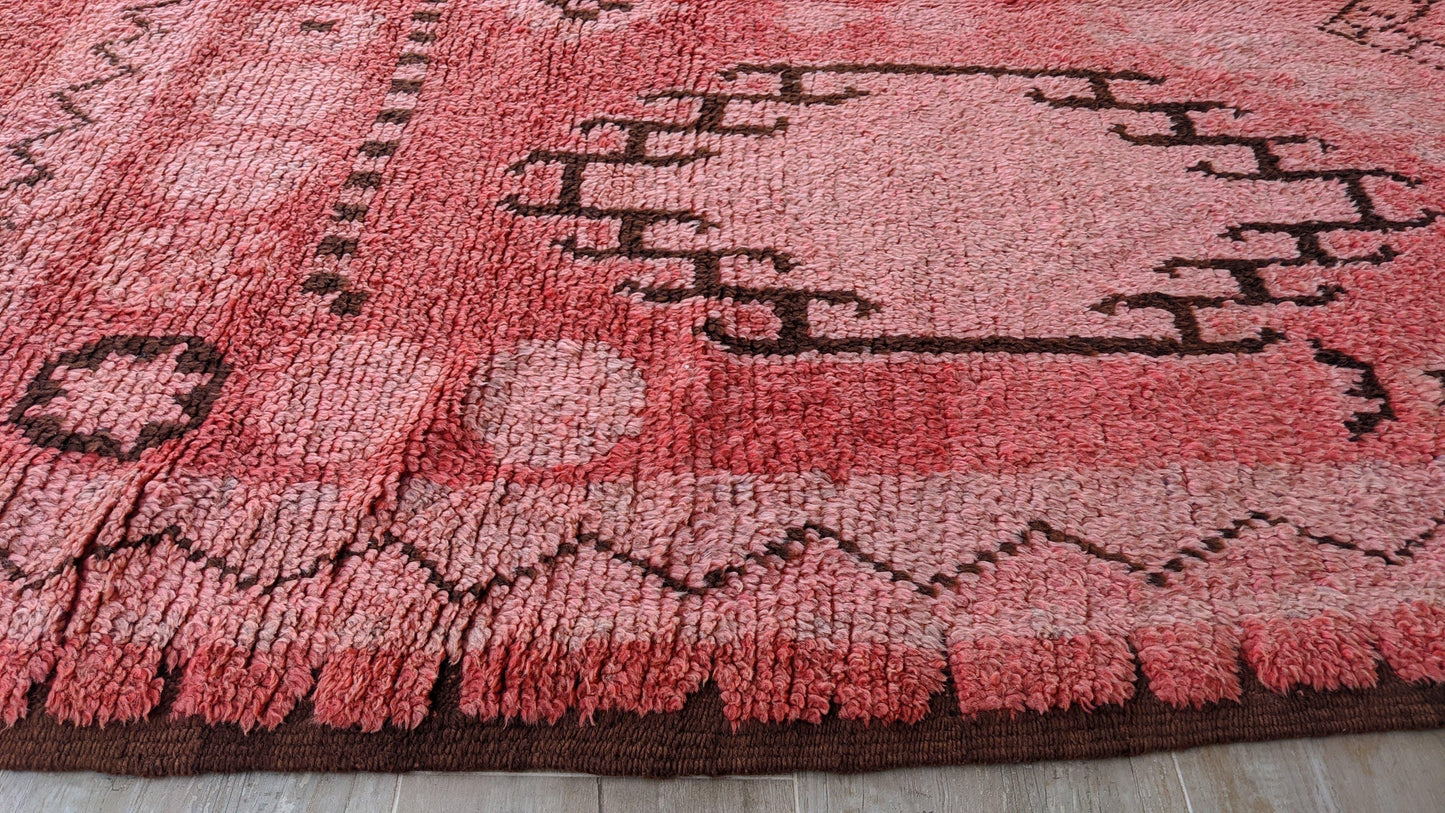 Vintage Boujaad rug, 415 x 155 cm || 13.62 x 5.09 feet