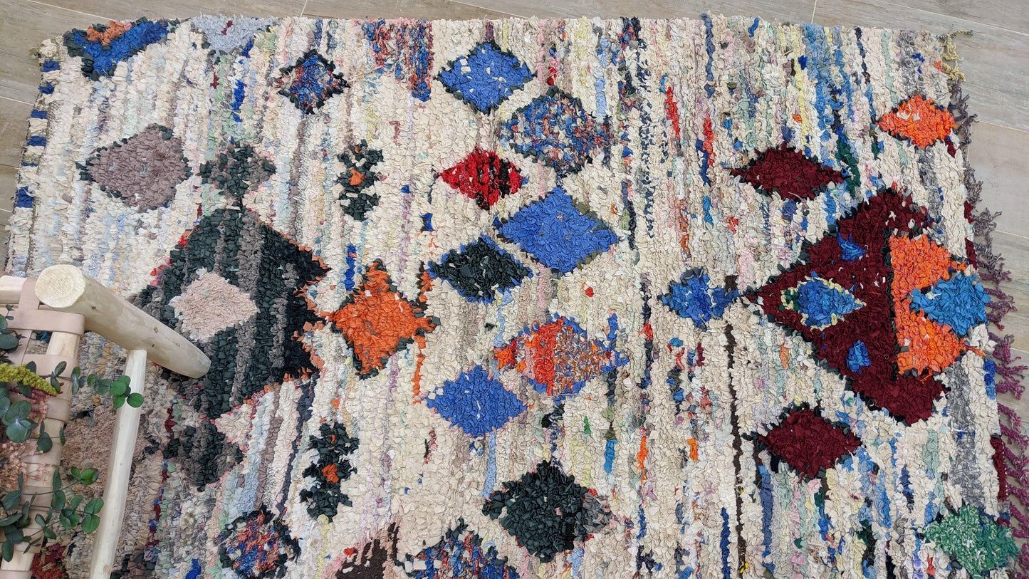 Vintage Boucherouite Rug - 165 x 110 cm || 5.41 x 3.61 feet