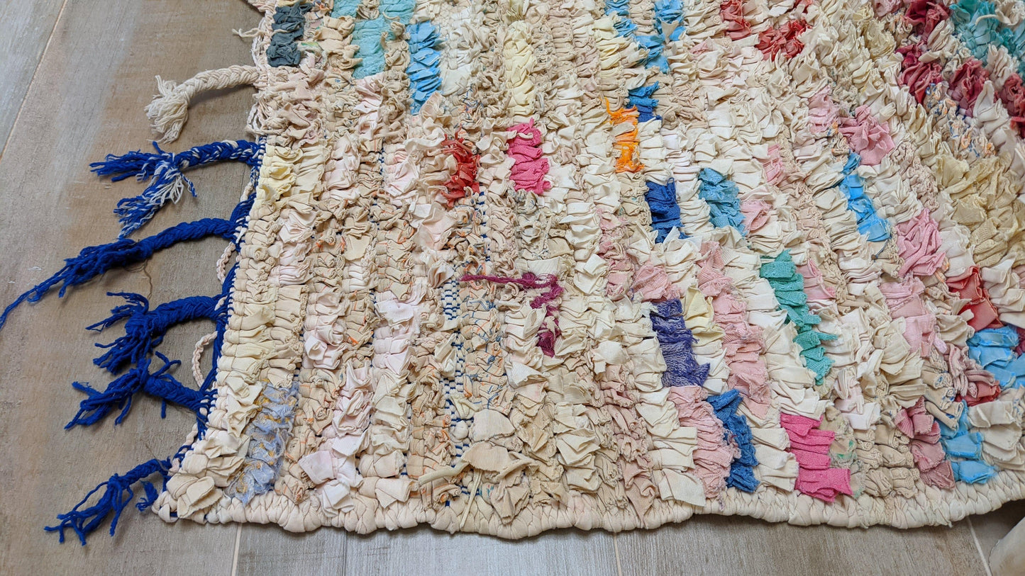 Vintage Boucherouite Rug - 160 x 95 cm || 5.25 x 3.12 feet