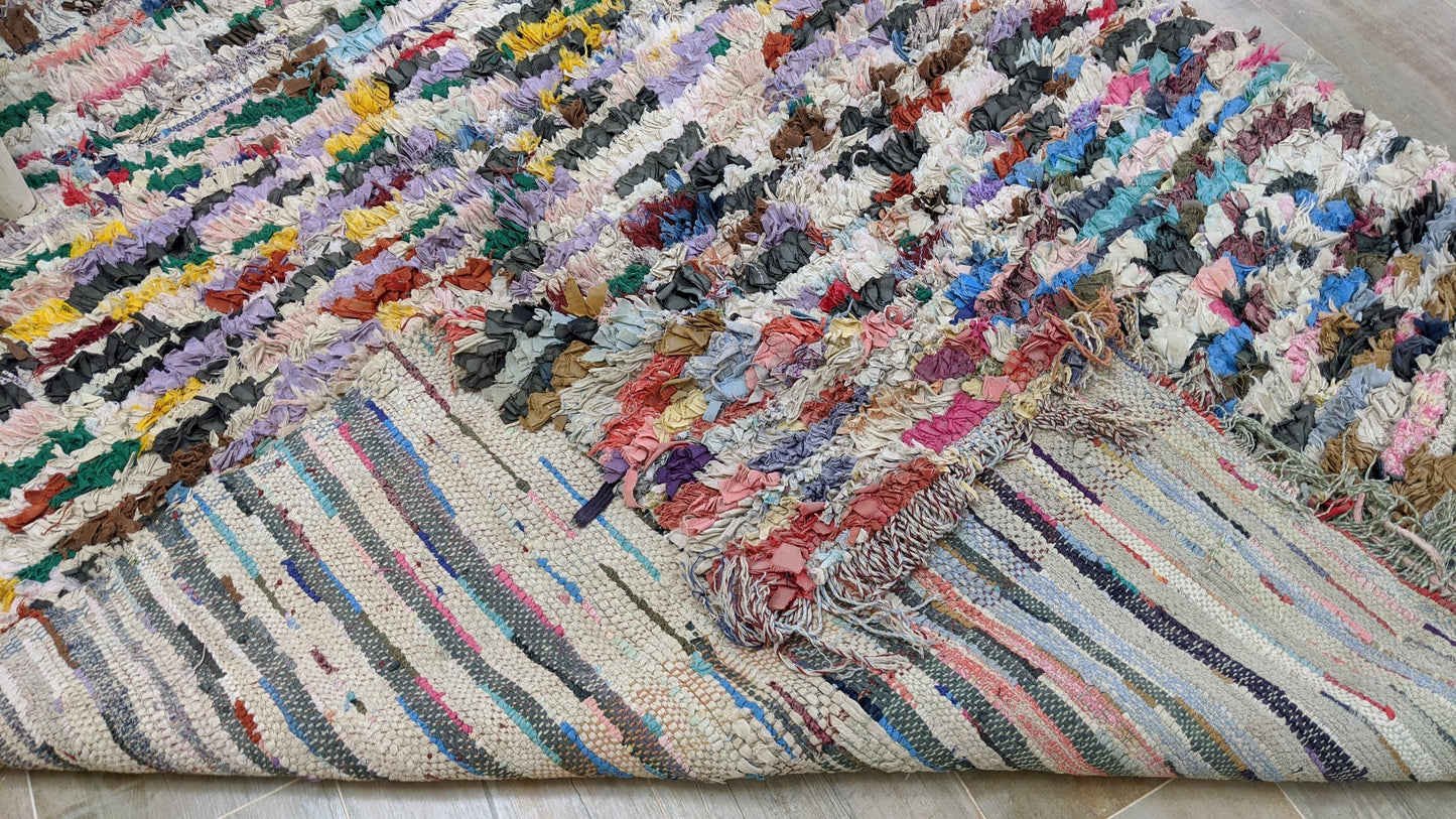 Vintage Boucherouite Rug - 175 x 145 cm || 5.74 x 4.76 feet