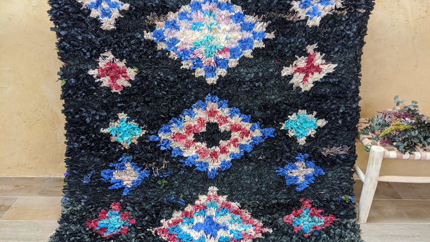 Vintage Boucherouite Rug - 215 x 145 cm || 7.05 x 4.76 feet