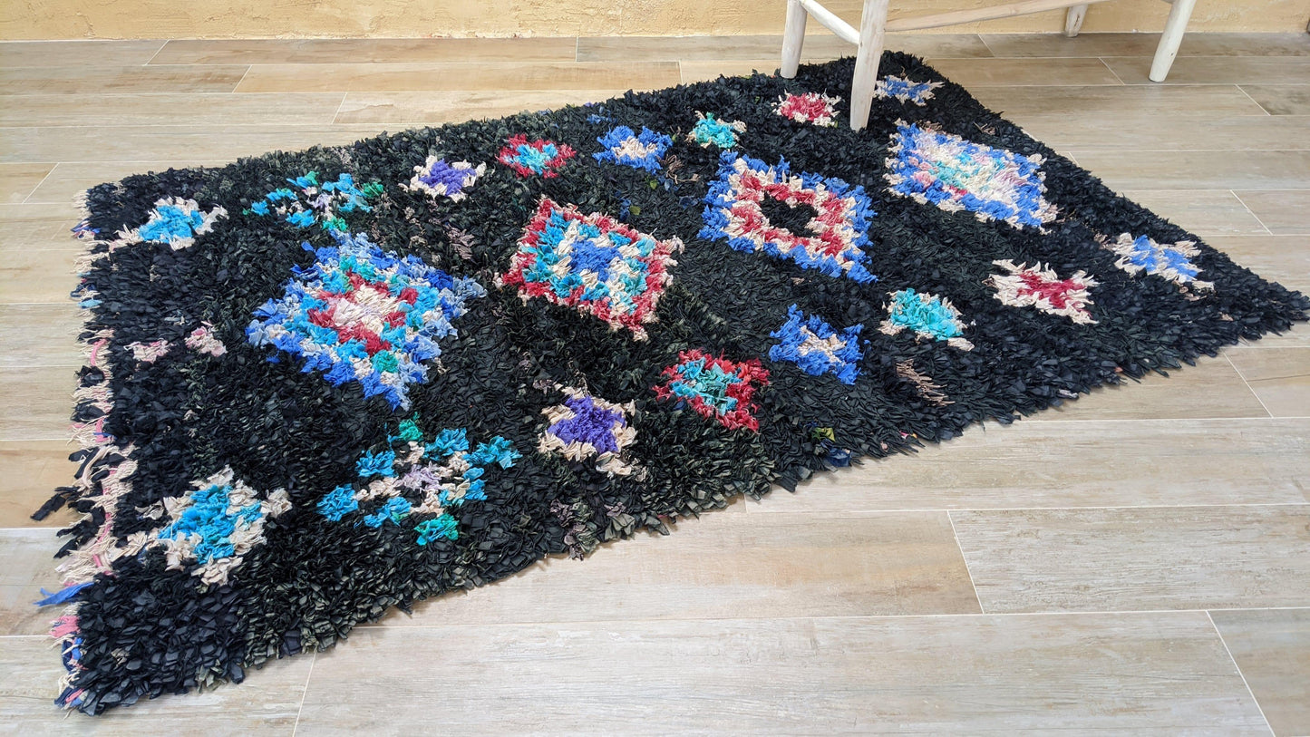 Vintage Boucherouite Rug - 215 x 145 cm || 7.05 x 4.76 feet