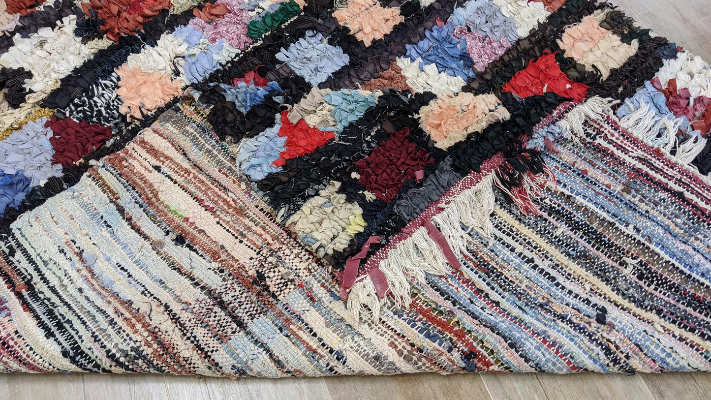 Vintage Boucherouite Rug - 205 x 135 cm || 6.73 x 4.43 feet