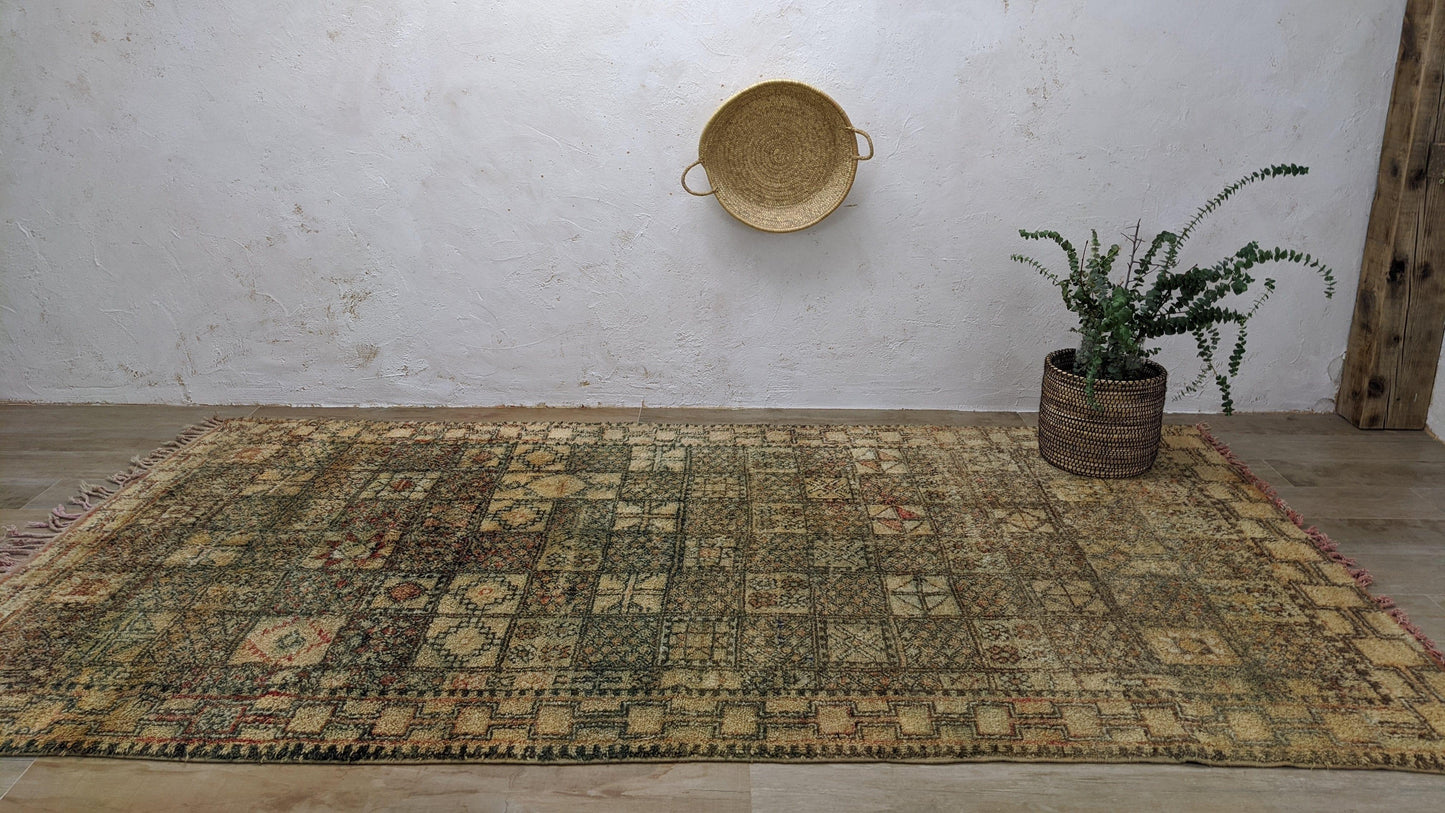 Vintage Boujaad rug, 300 x 160 cm || 9.84 x 5.25 feet