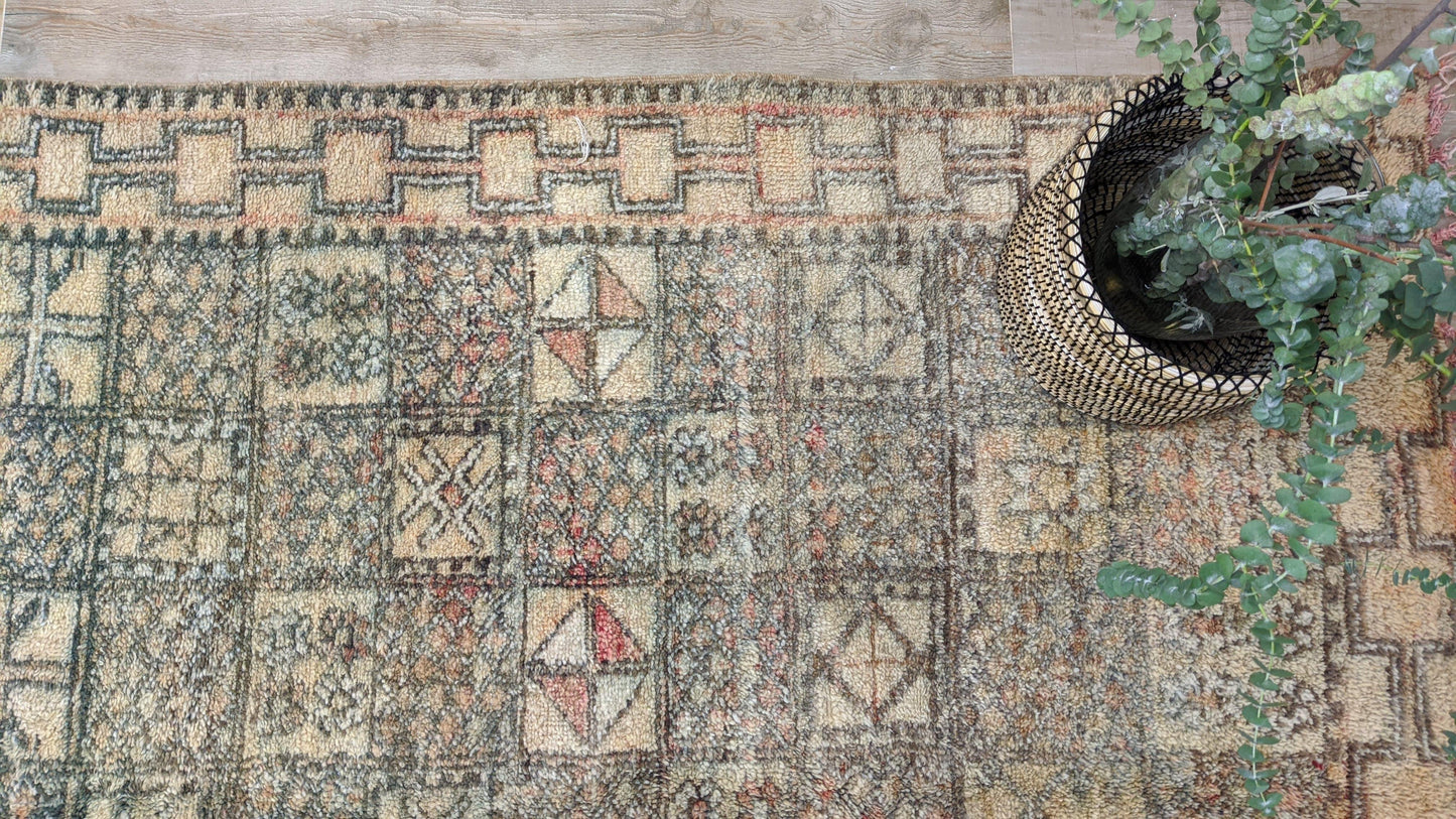 Vintage Boujaad rug, 300 x 160 cm || 9.84 x 5.25 feet