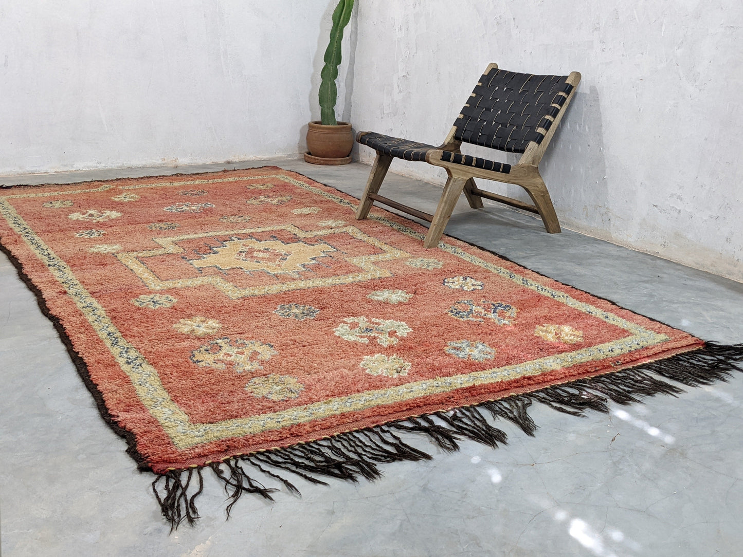 Vintage 1970s Handwoven Boujaad Rug, 320 x 175 cm || 10,5 x 5,74 feet, V-7505