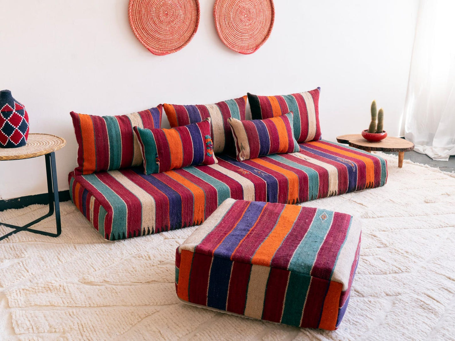 Moroccan bench: 180 x 70 x 15 cm, unfilled long floor cushion - 3 back cushions -  2 extra cushions  - unfilled pouf - filling bags with zipper