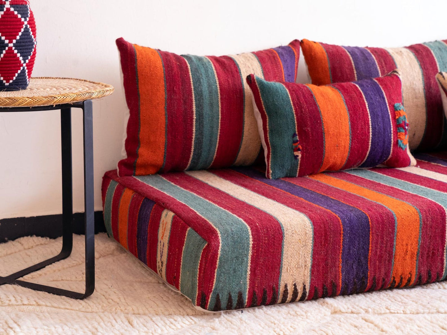 Moroccan bench: 180 x 70 x 15 cm, unfilled long floor cushion - 3 back cushions -  2 extra cushions  - unfilled pouf - filling bags with zipper