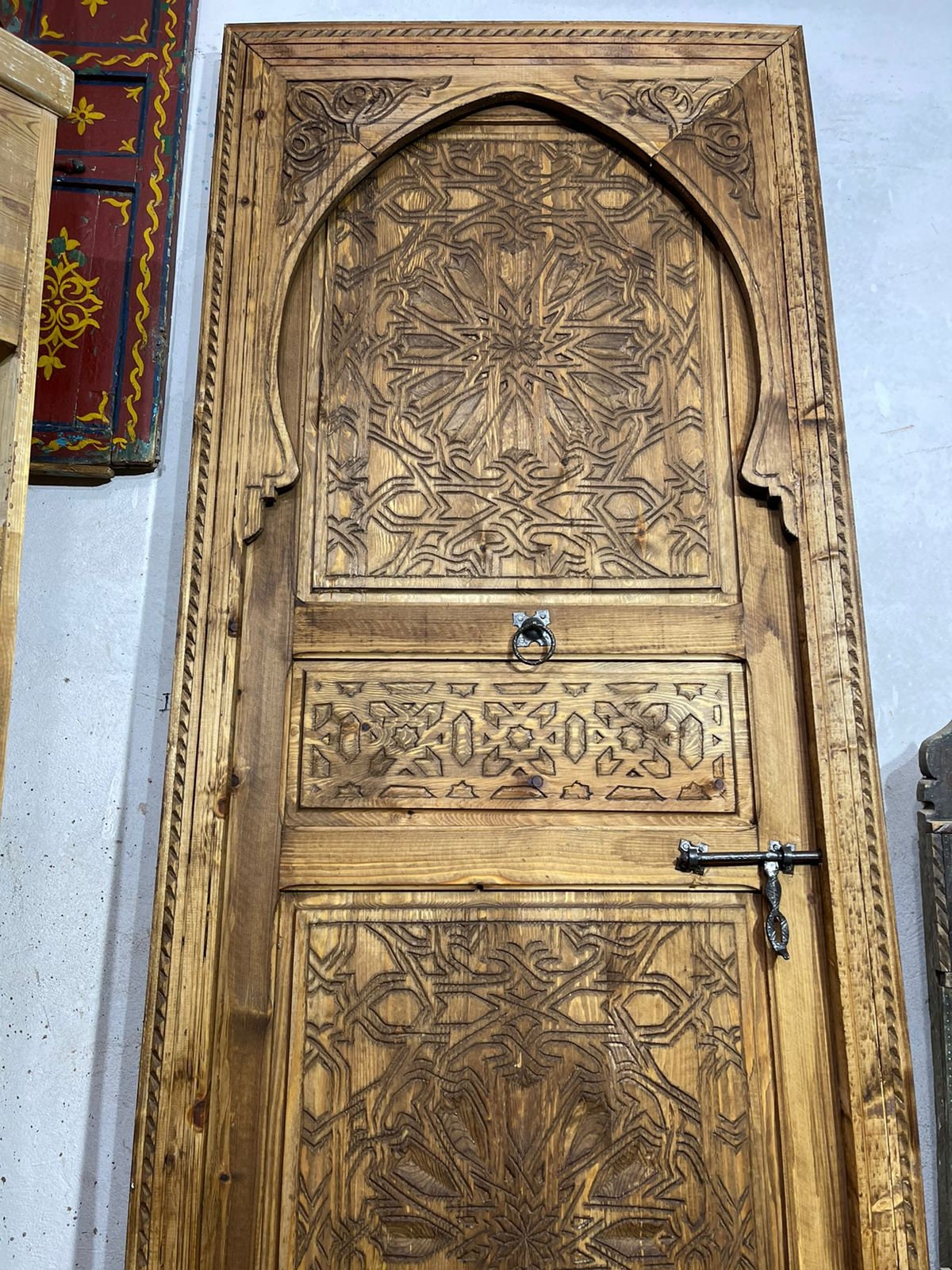 Timeless Elegance: Handcrafted Vintage-Style Moroccan Doors