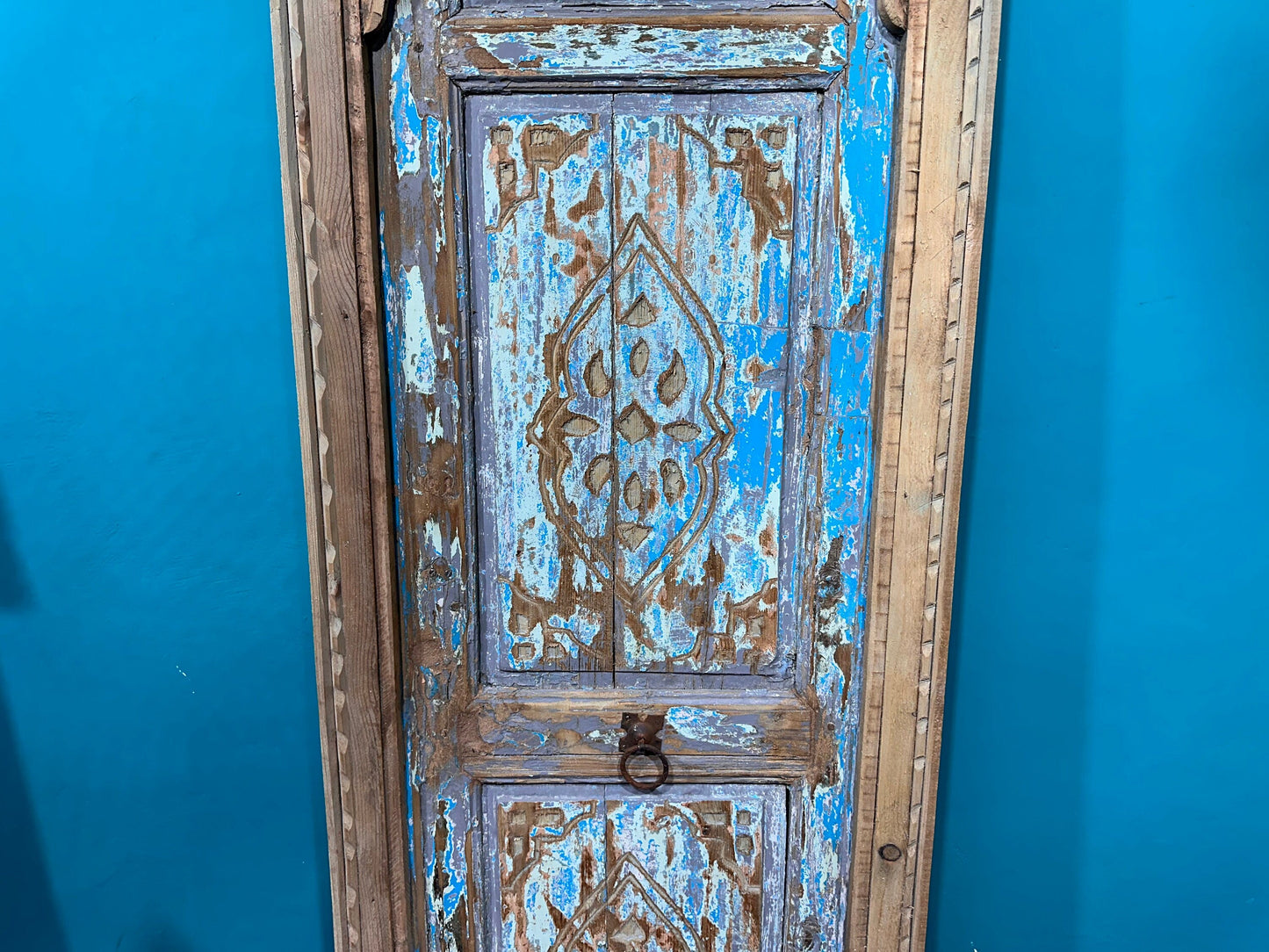 UNIQUEOld Beautiful Wooden Door, Hand Carved Wooden Moroccan Vintage Door - NoW WITH FREE SHIPPiNG