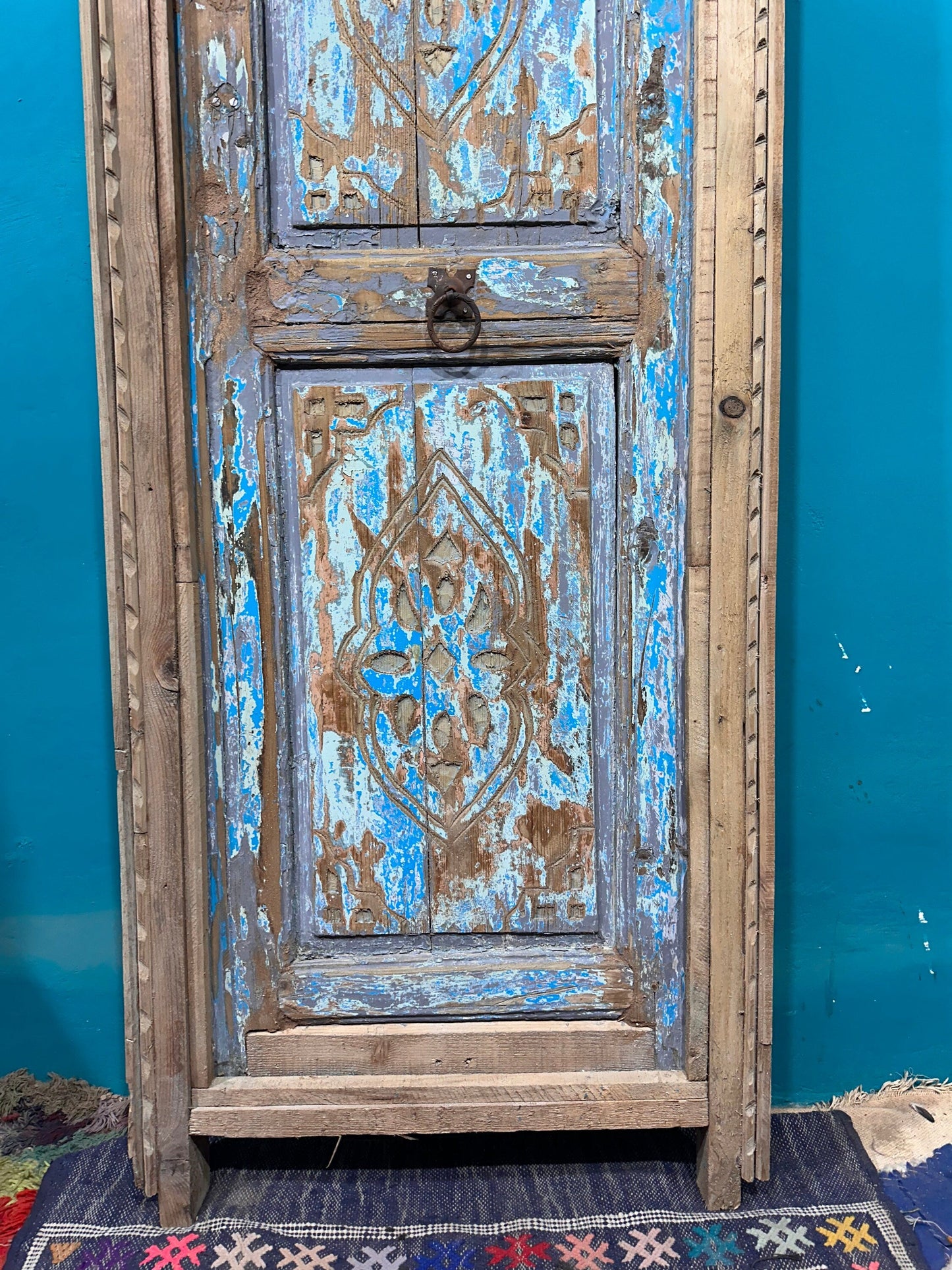 UNIQUEOld Beautiful Wooden Door, Hand Carved Wooden Moroccan Vintage Door - NoW WITH FREE SHIPPiNG